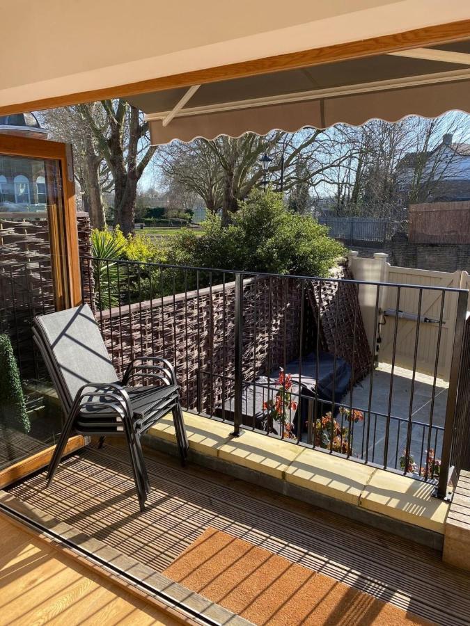 Luxury 2 Bed Apartment With Sw Facing Terrace Londyn Zewnętrze zdjęcie